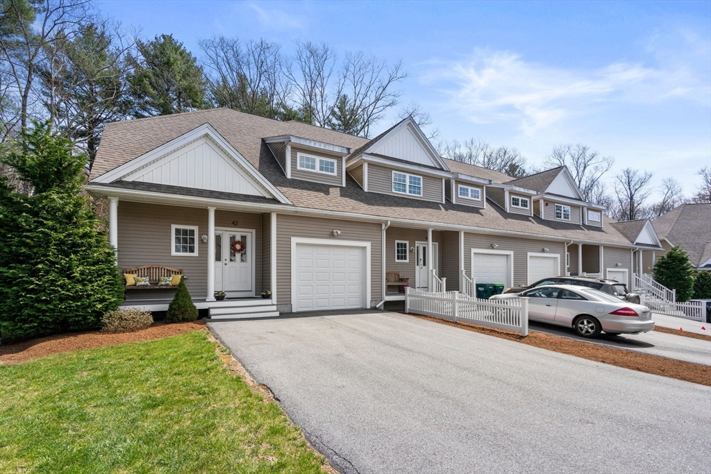 42 Leanne Way # 42