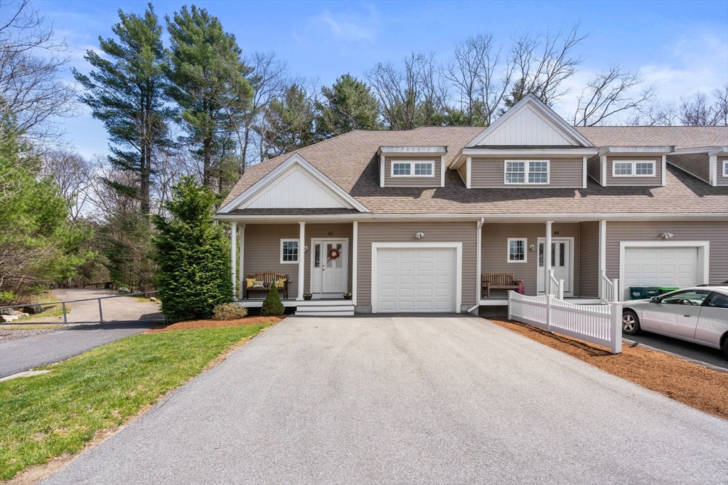 42 Leanne Way # 42