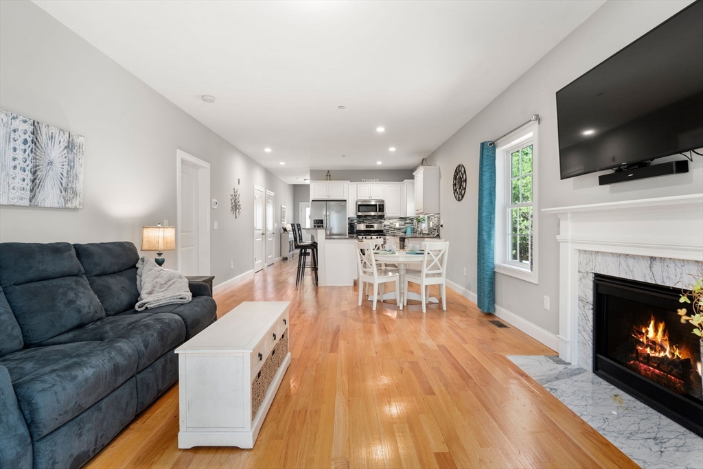 42 Leanne Way # 42