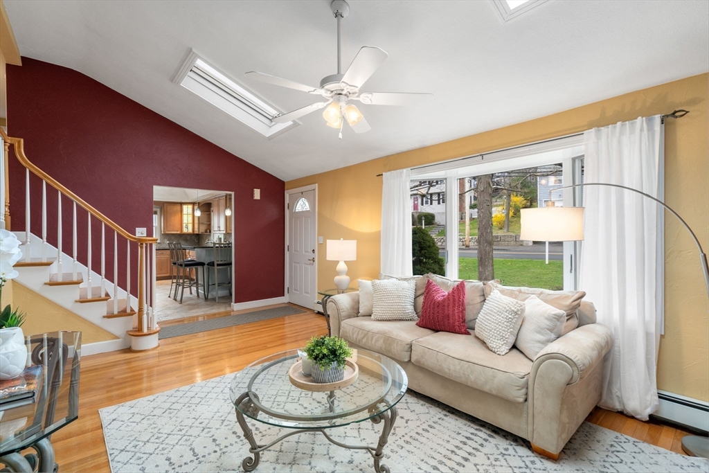 266 Greenlodge St