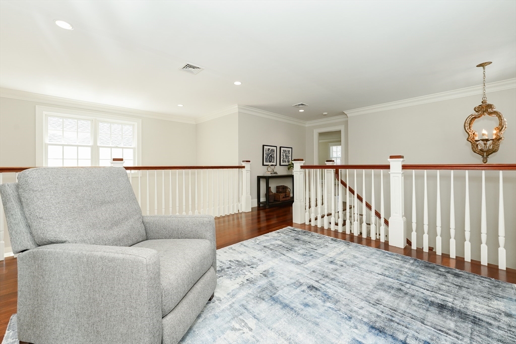 16 Maple Street # 16