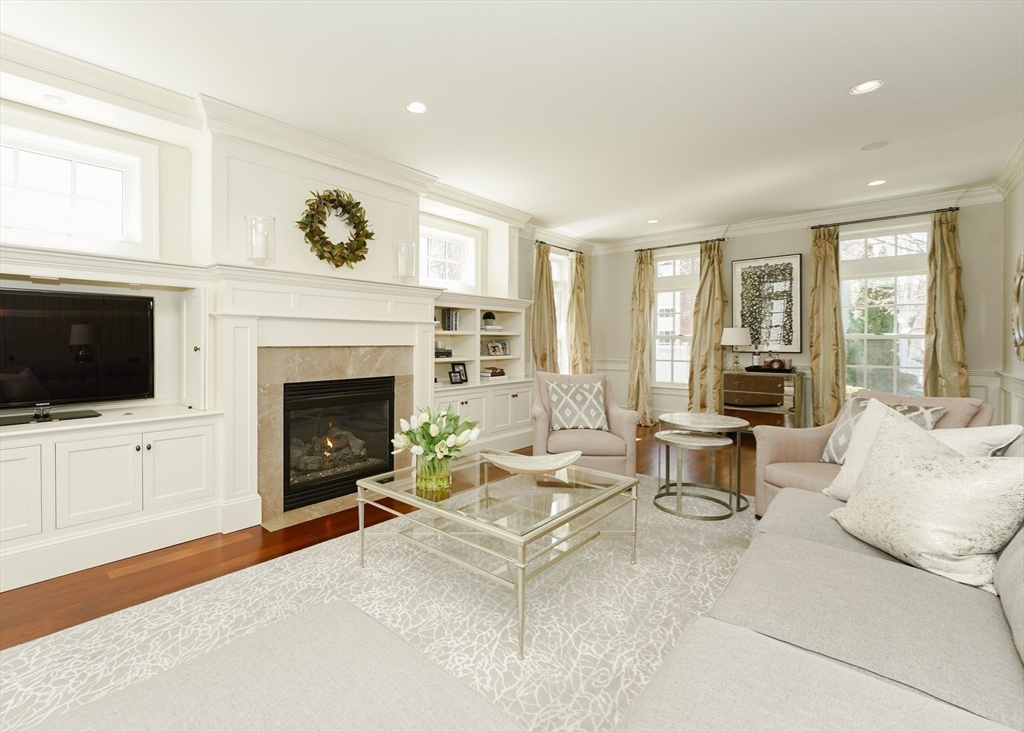 16 Maple Street # 16