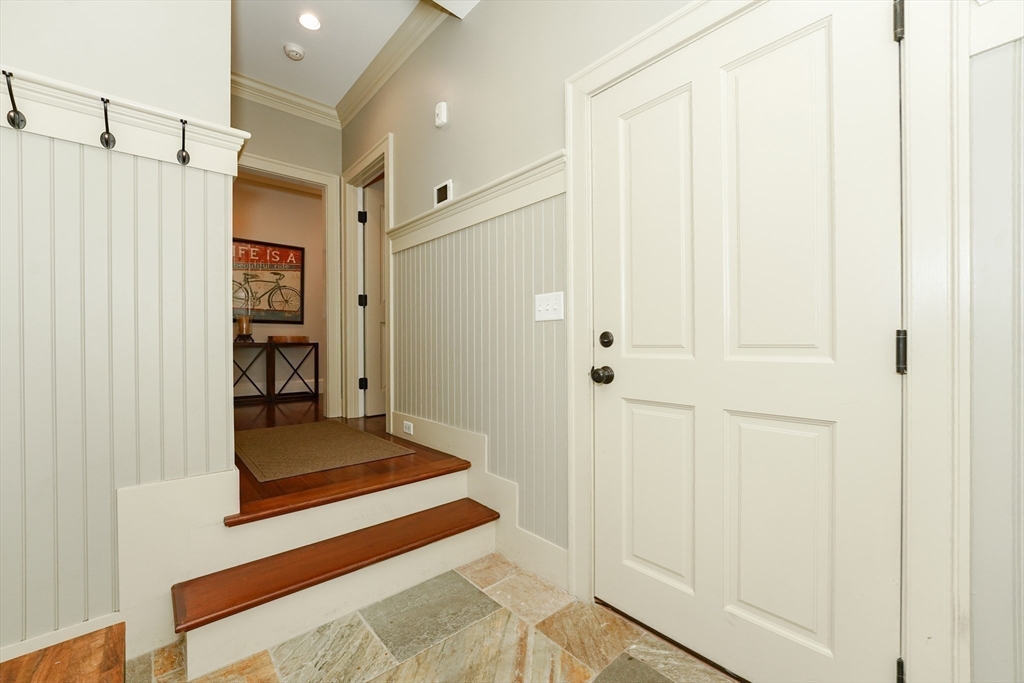 16 Maple Street # 16