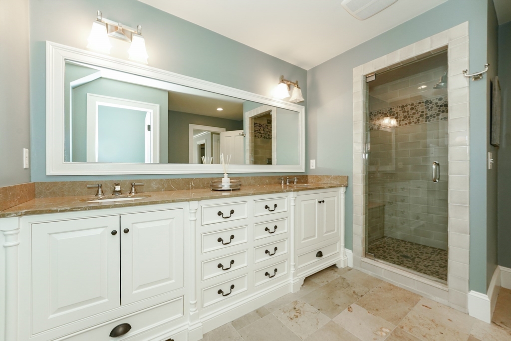 16 Maple Street # 16
