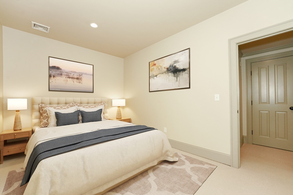 16 Maple Street # 16