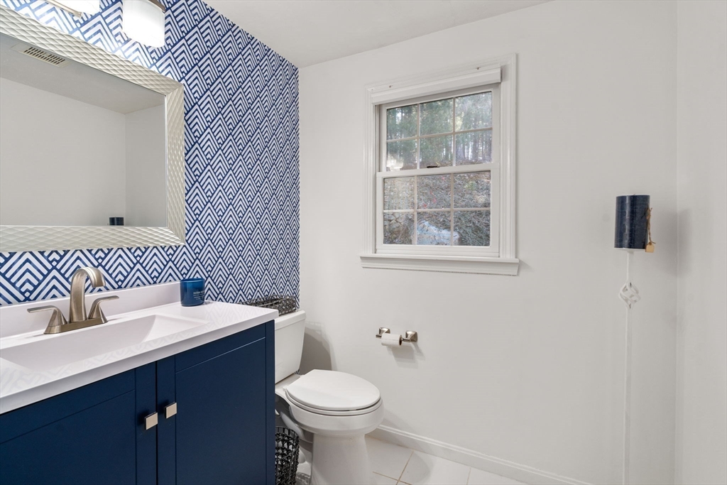 11 Eastmount Rd