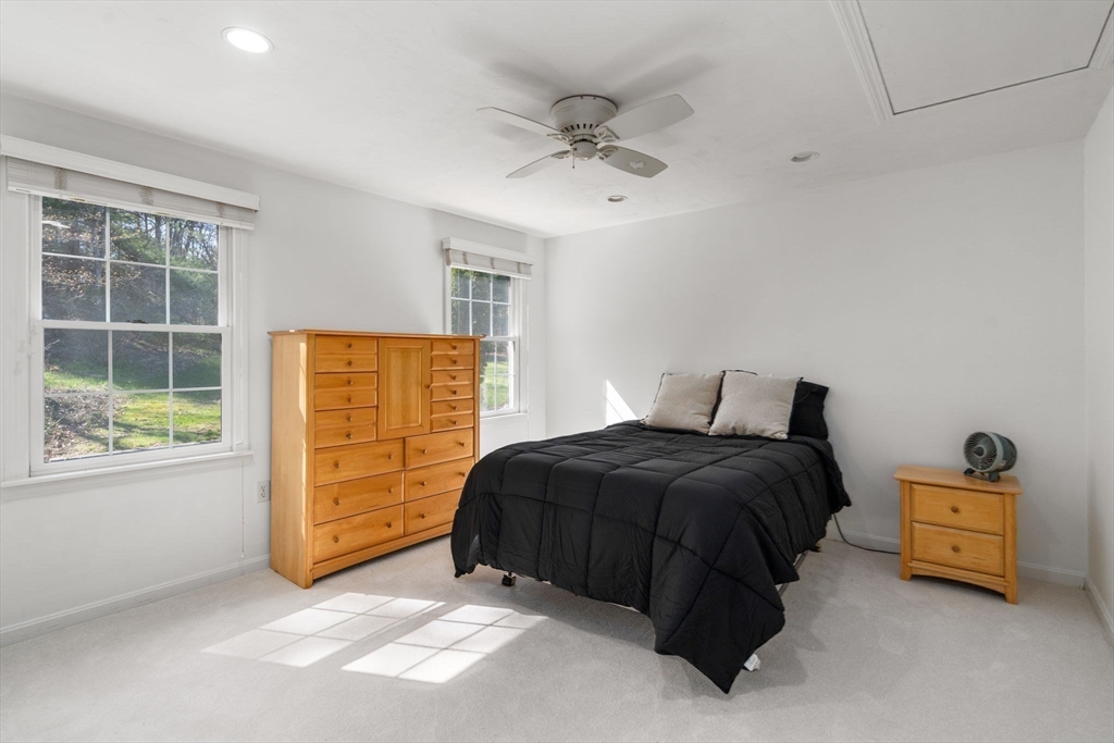 11 Eastmount Rd