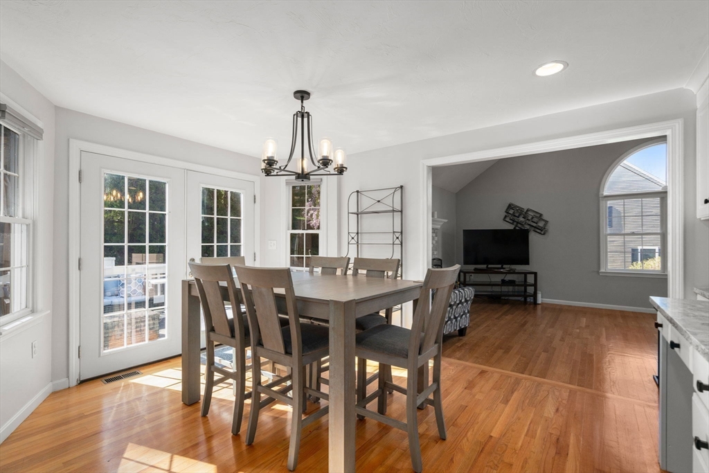11 Eastmount Rd