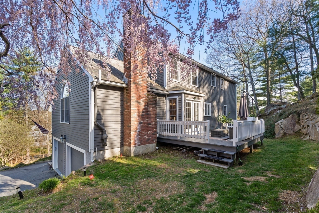 11 Eastmount Rd