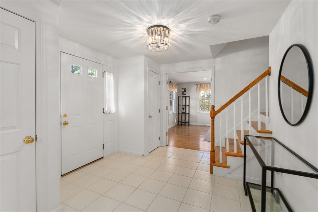 11 Eastmount Rd
