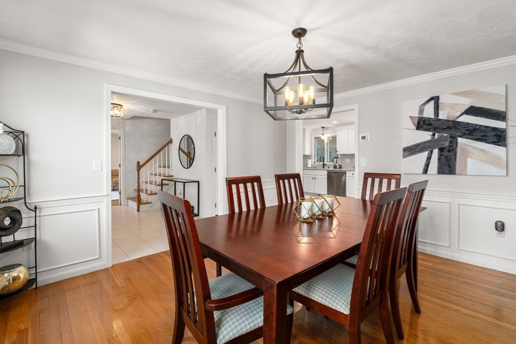 11 Eastmount Rd