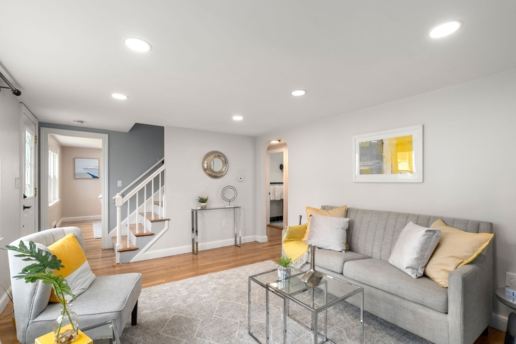 74 Sunnyside Rd