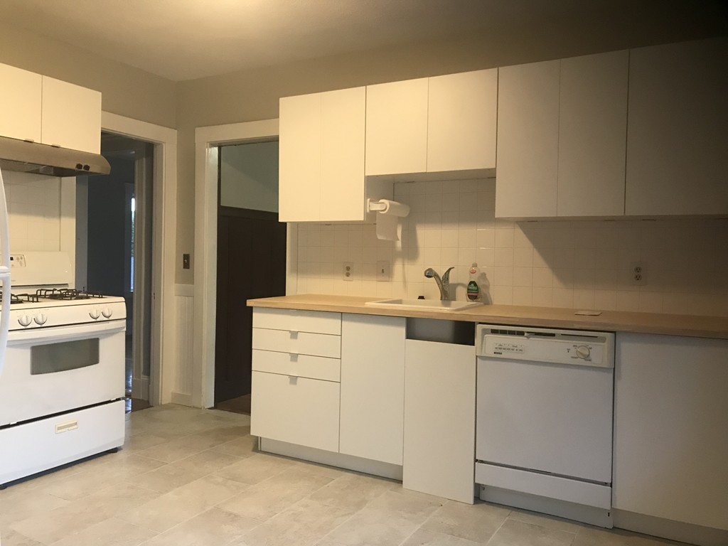 85 Bradwood St # 2