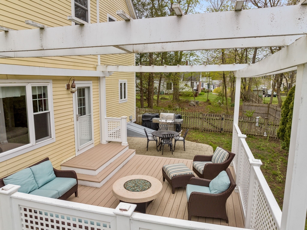 36 Bayley St