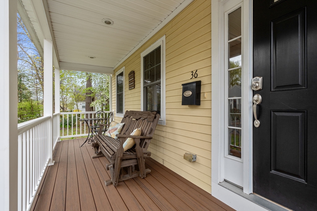 36 Bayley St