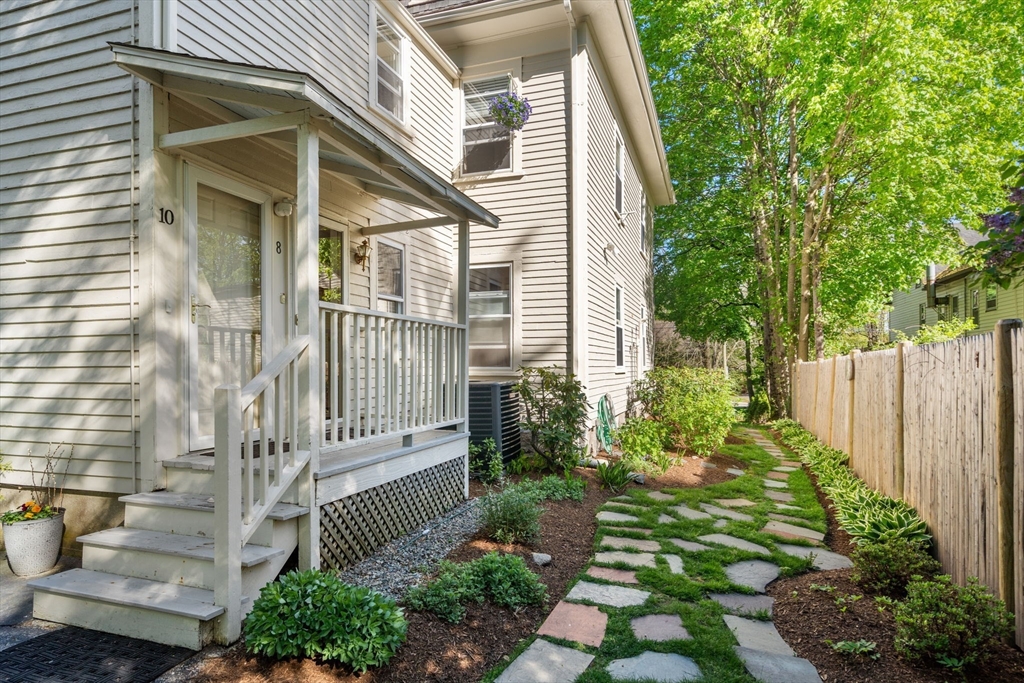 10 Green Street # 8