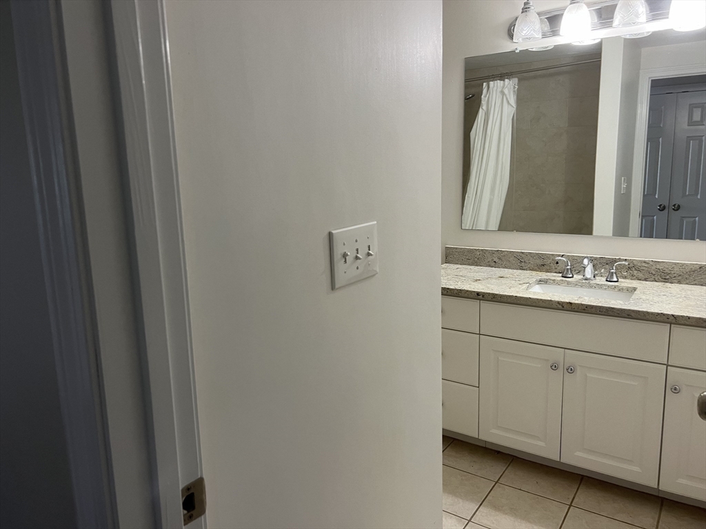 233 Saint Mary St # 10