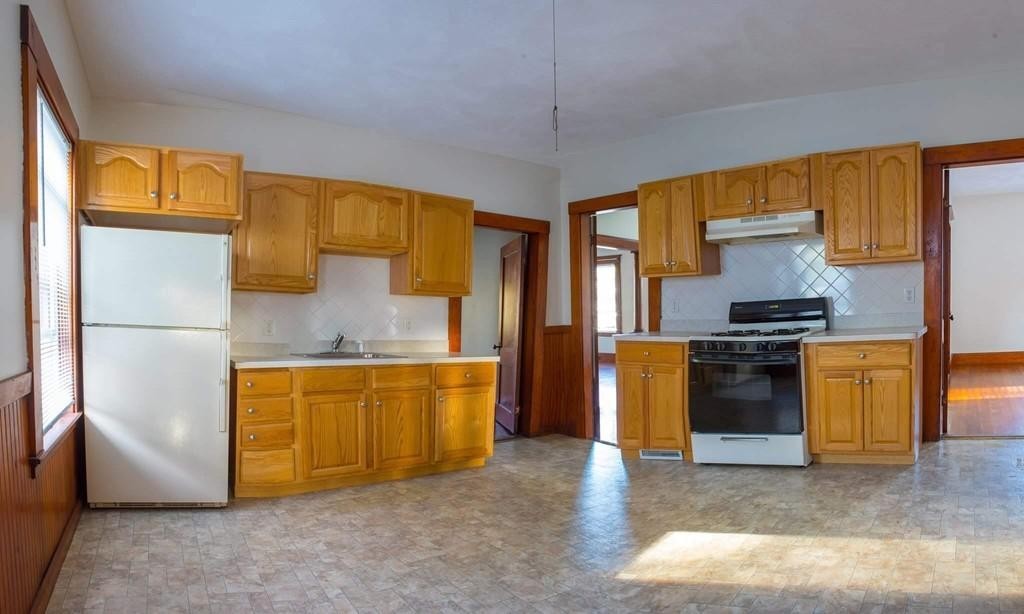 50 Elliot St # 1