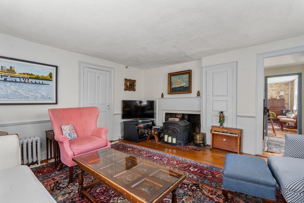 50 Oliver Pl
