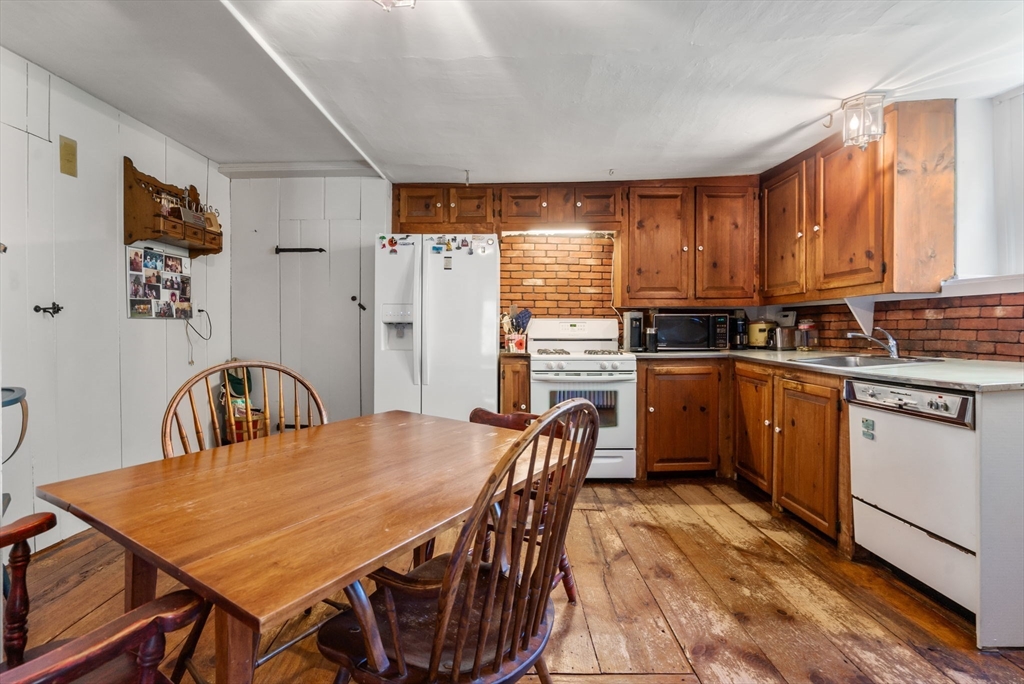 50 Oliver Pl