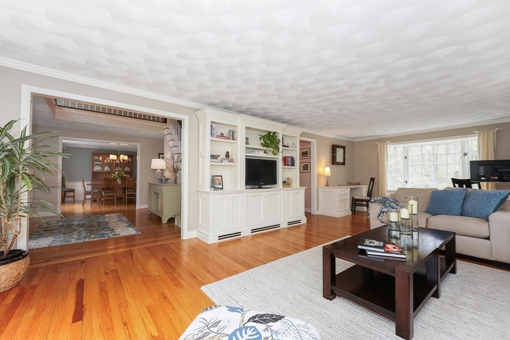 9 Onondaga Lane
