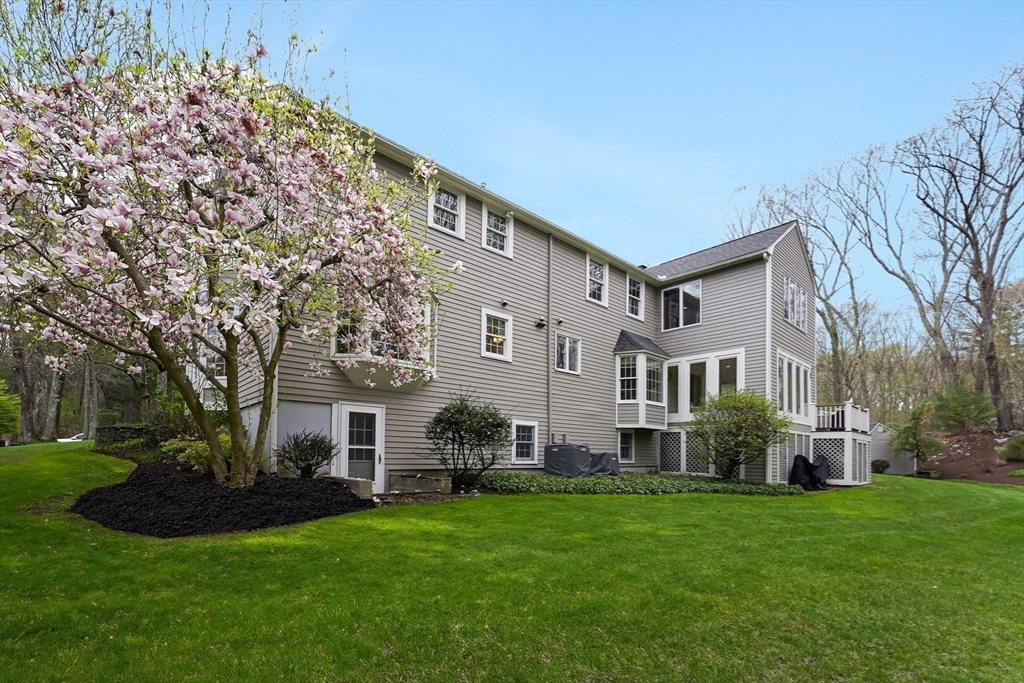 9 Onondaga Lane