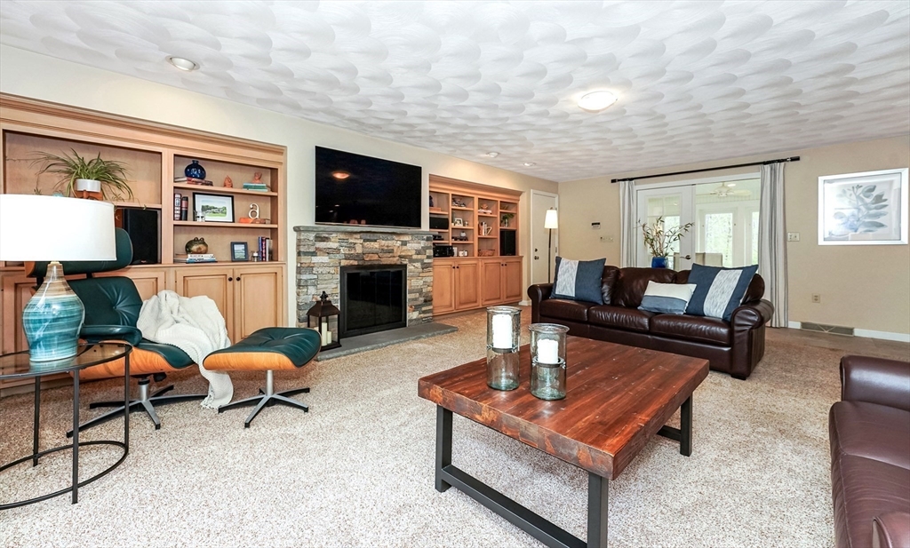 9 Onondaga Lane