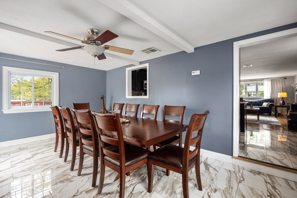 51 Howland Rd