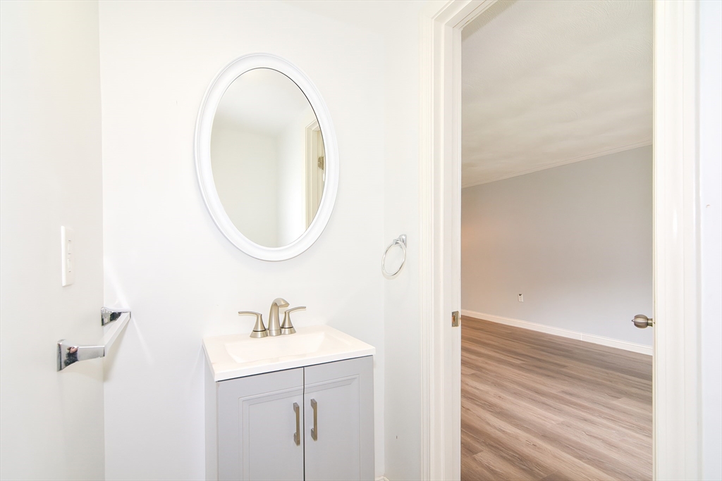 81 B Grew Ave Unit: IX4