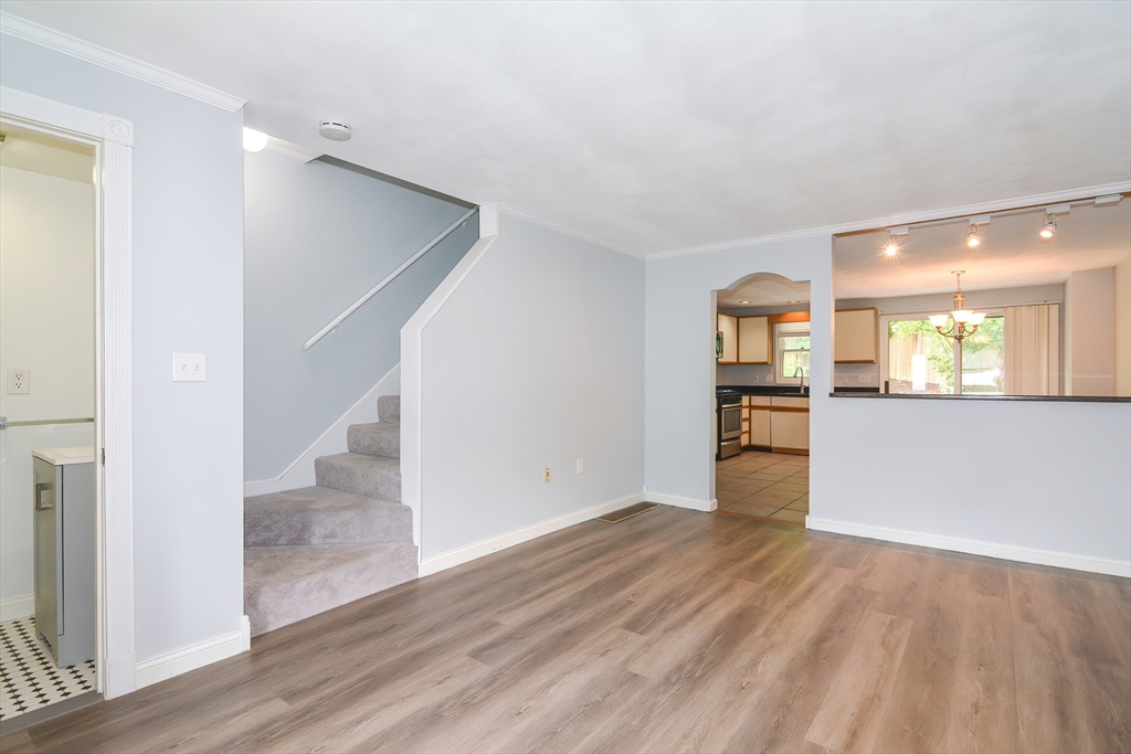 81 B Grew Ave Unit: IX4