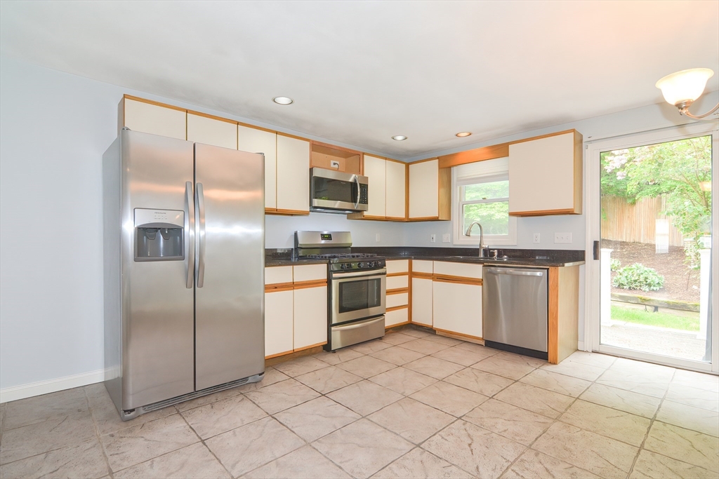 81 B Grew Ave Unit: IX4