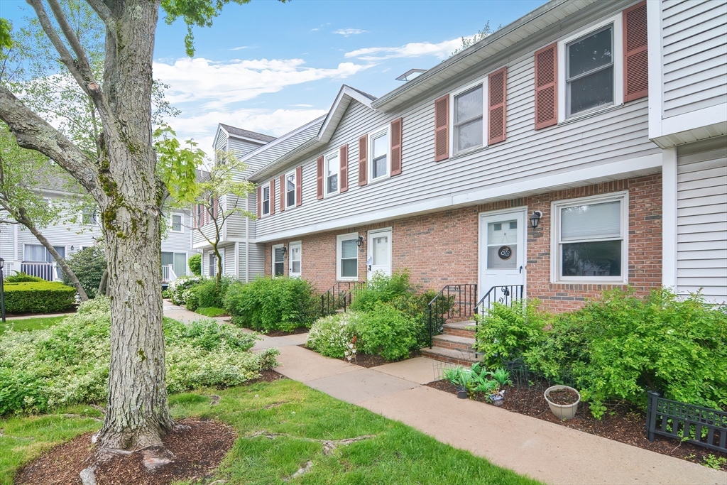81 B Grew Ave Unit: IX4
