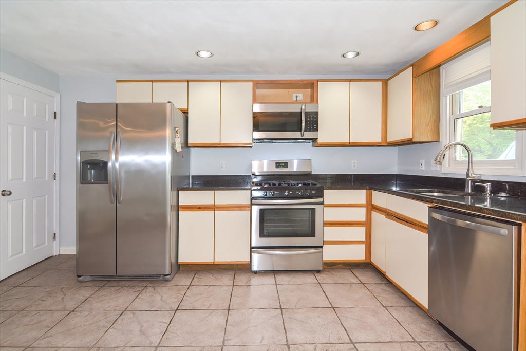 81 B Grew Ave Unit: IX4