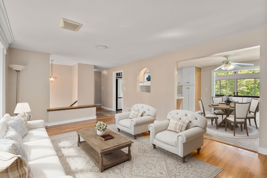 255 Sumner