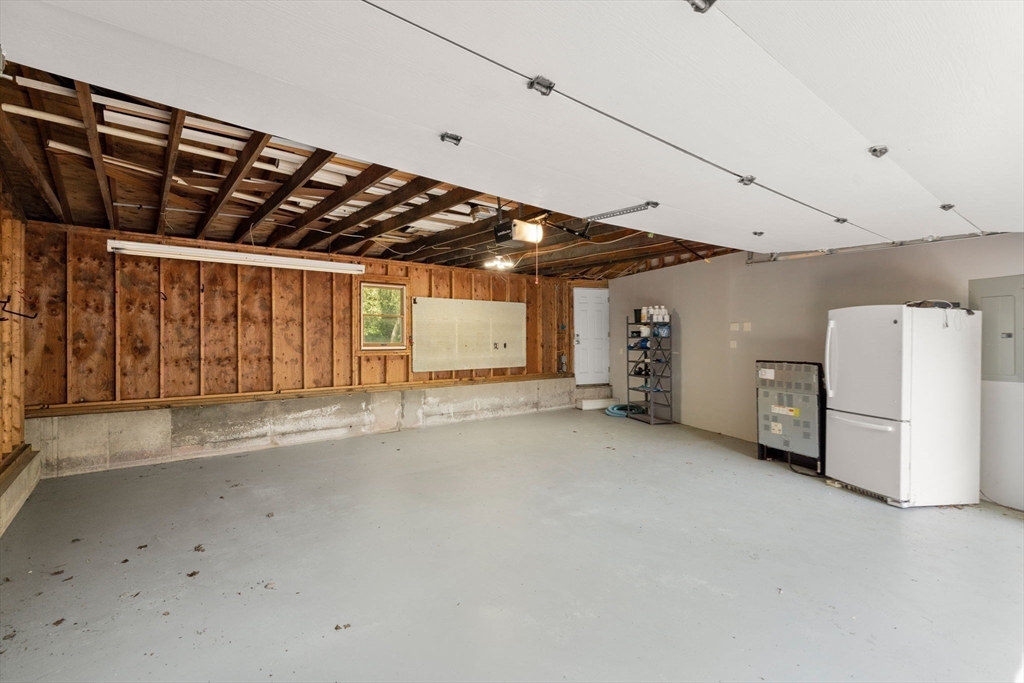 255 Sumner