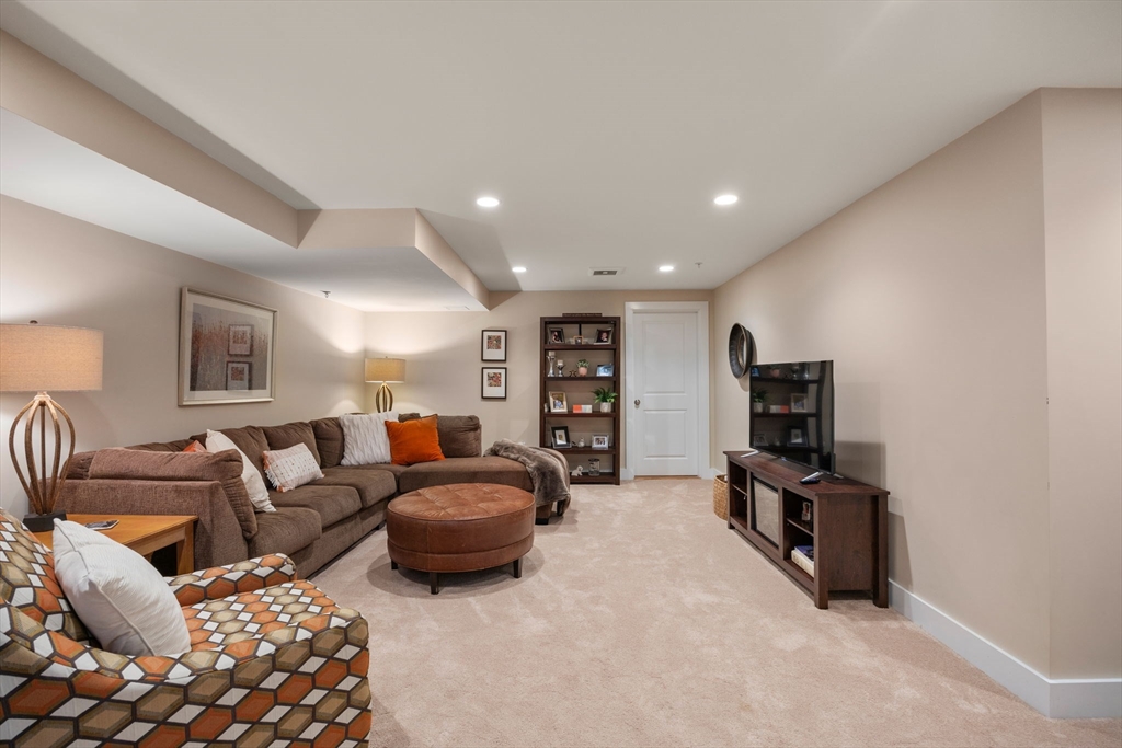 20 Cooks Farm Rd # 20