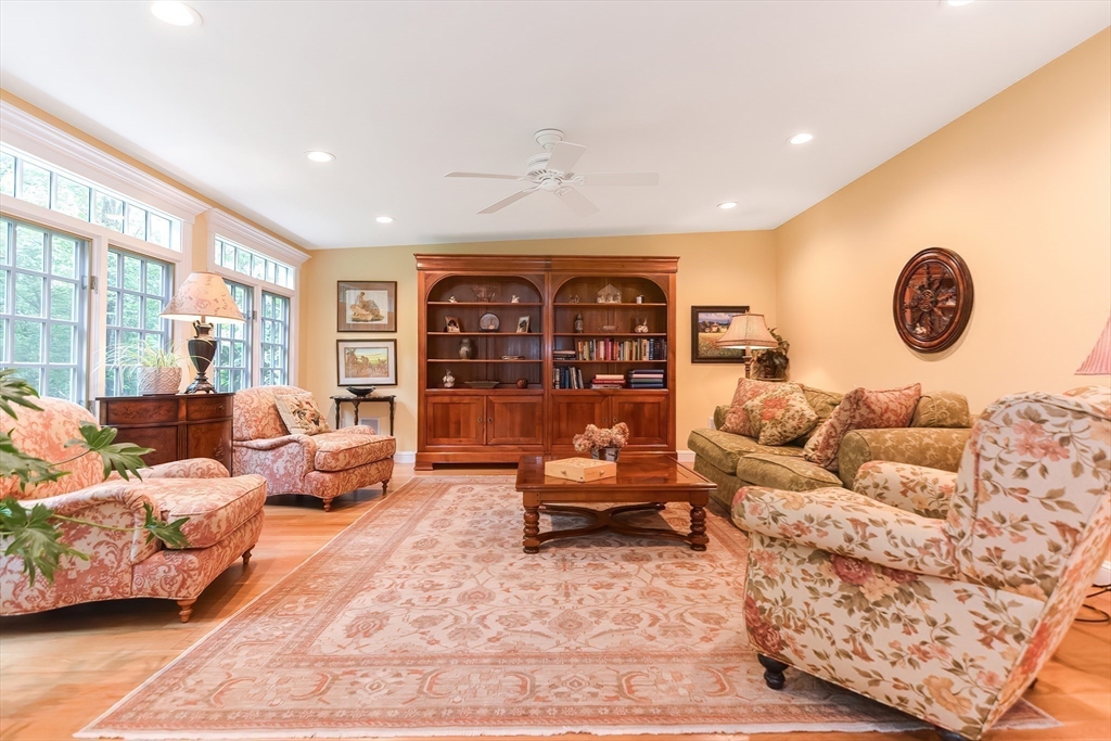 49 Margery Ln