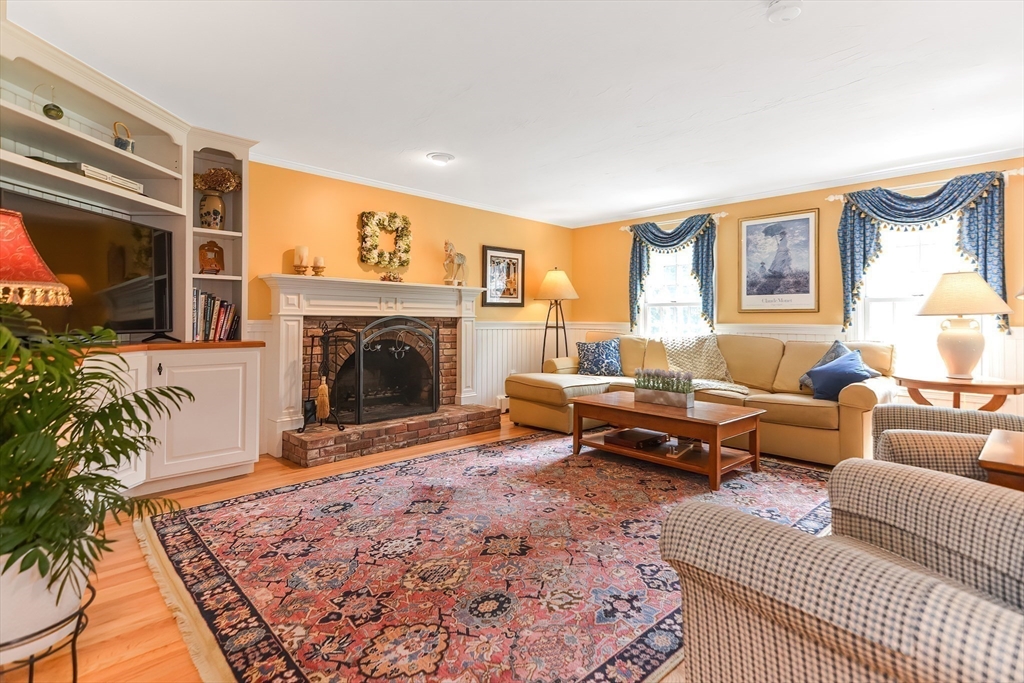 49 Margery Ln