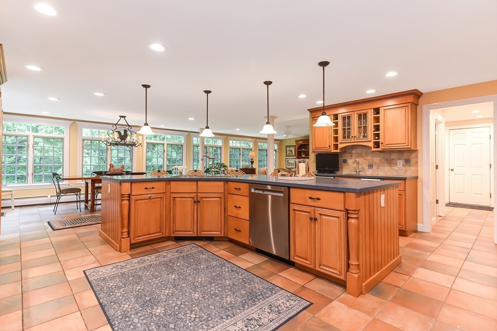 49 Margery Ln