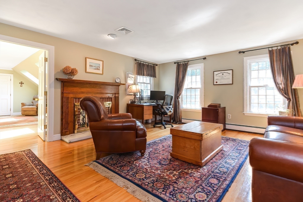 49 Margery Ln