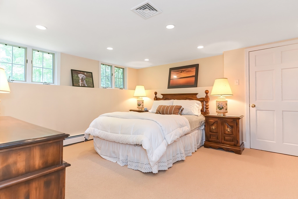 49 Margery Ln
