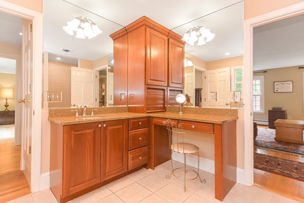 49 Margery Ln