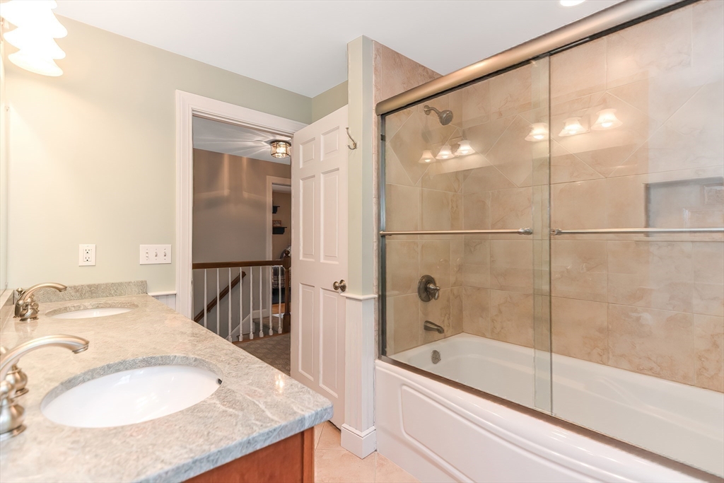 49 Margery Ln
