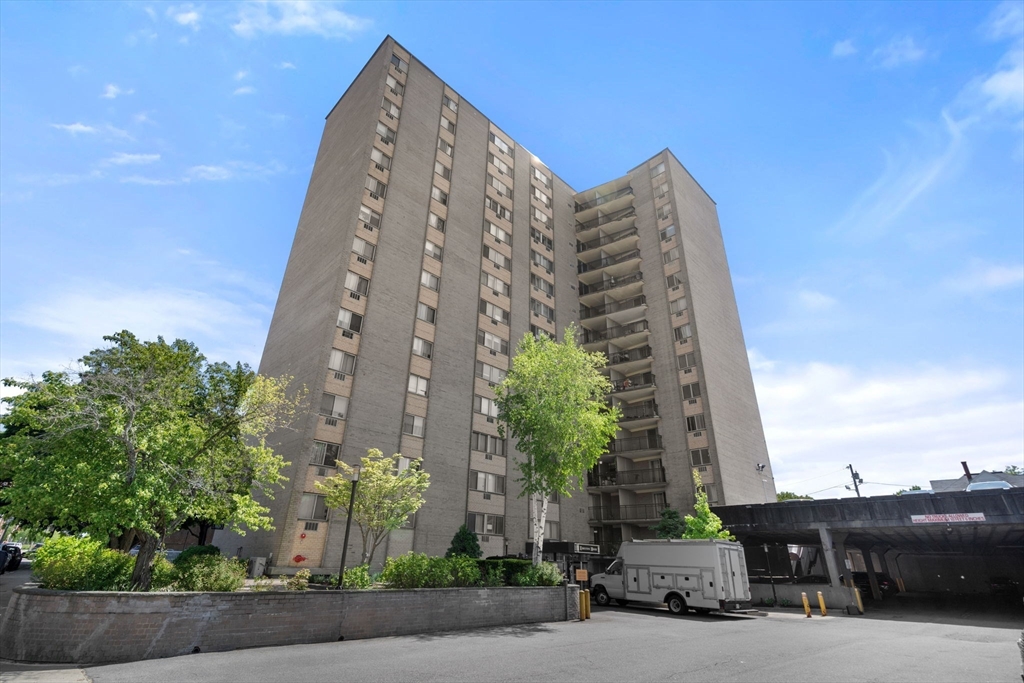 1025 Hancock Street # 7D