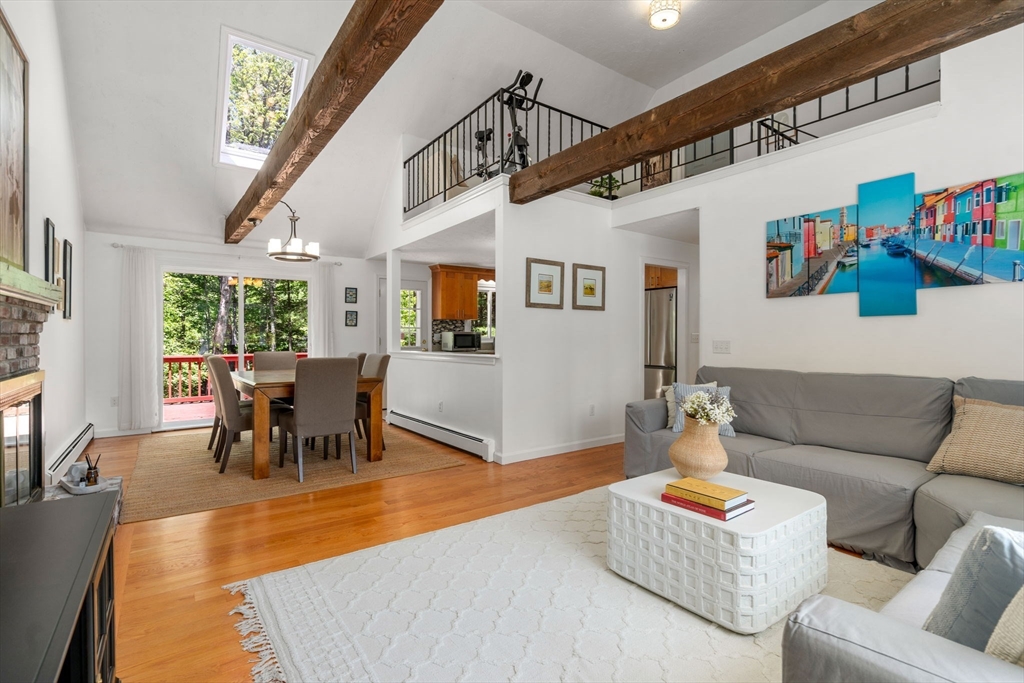 22 Longmeadow