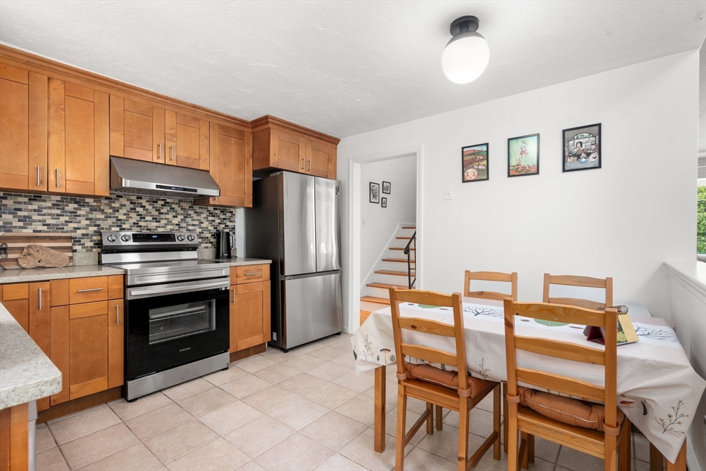 22 Longmeadow