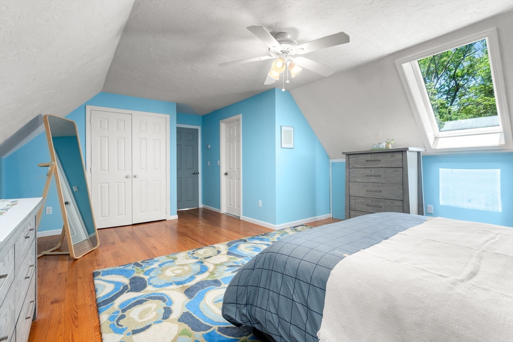 22 Longmeadow