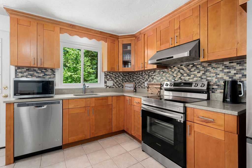 22 Longmeadow