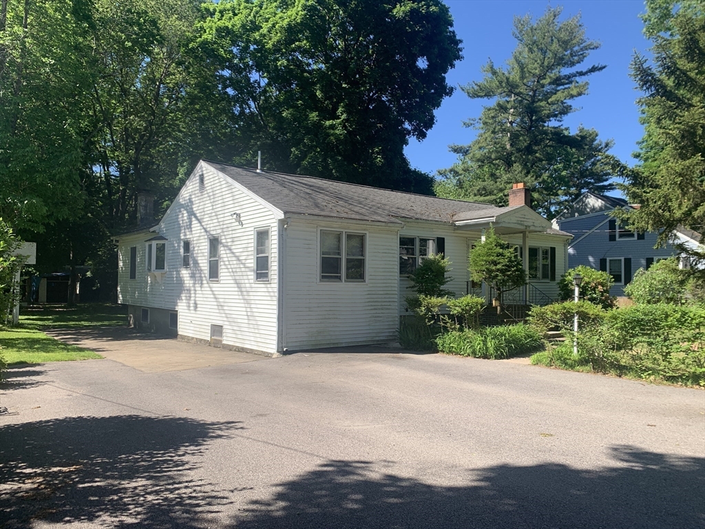 55 Chestnut St