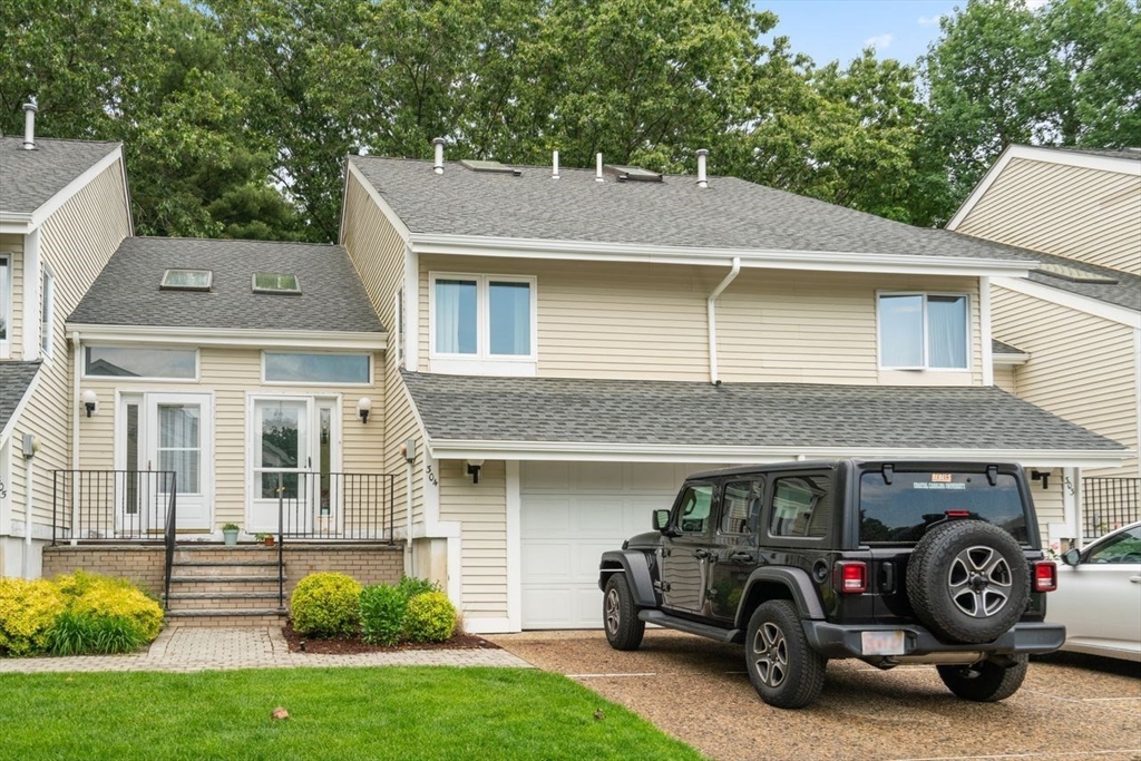 304 Centre Ln # 304